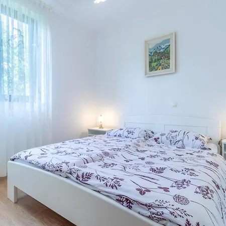 Antica With A Balcony Baška