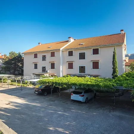 Antica With A Balcony 3*